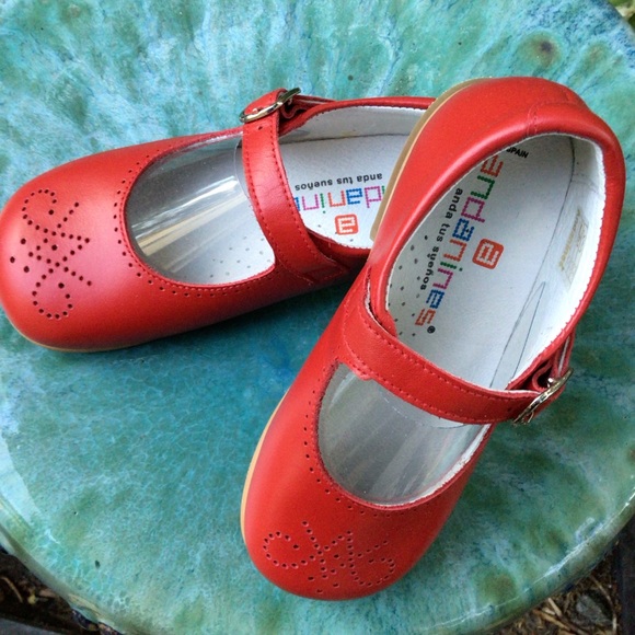 andanines* (26 Eu) (9.5 US) ToddlerG Red Maryjane Shoes, Imported Spain. NWT - Picture 4 of 8